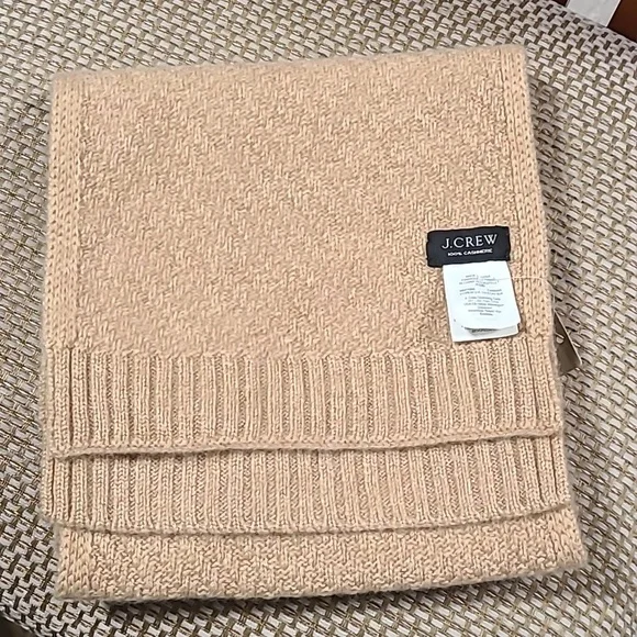 J Crew Soft Cashmere Scarf Neck Soft Warm Classic Neutral Luxe Cozy *READ - Picture 1 of 4